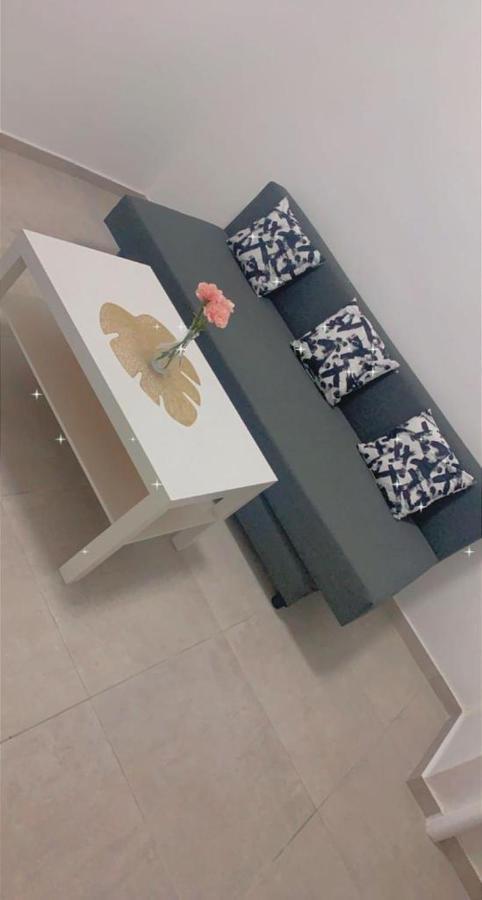 Romy Suites Deluxe Netanya Esterno foto